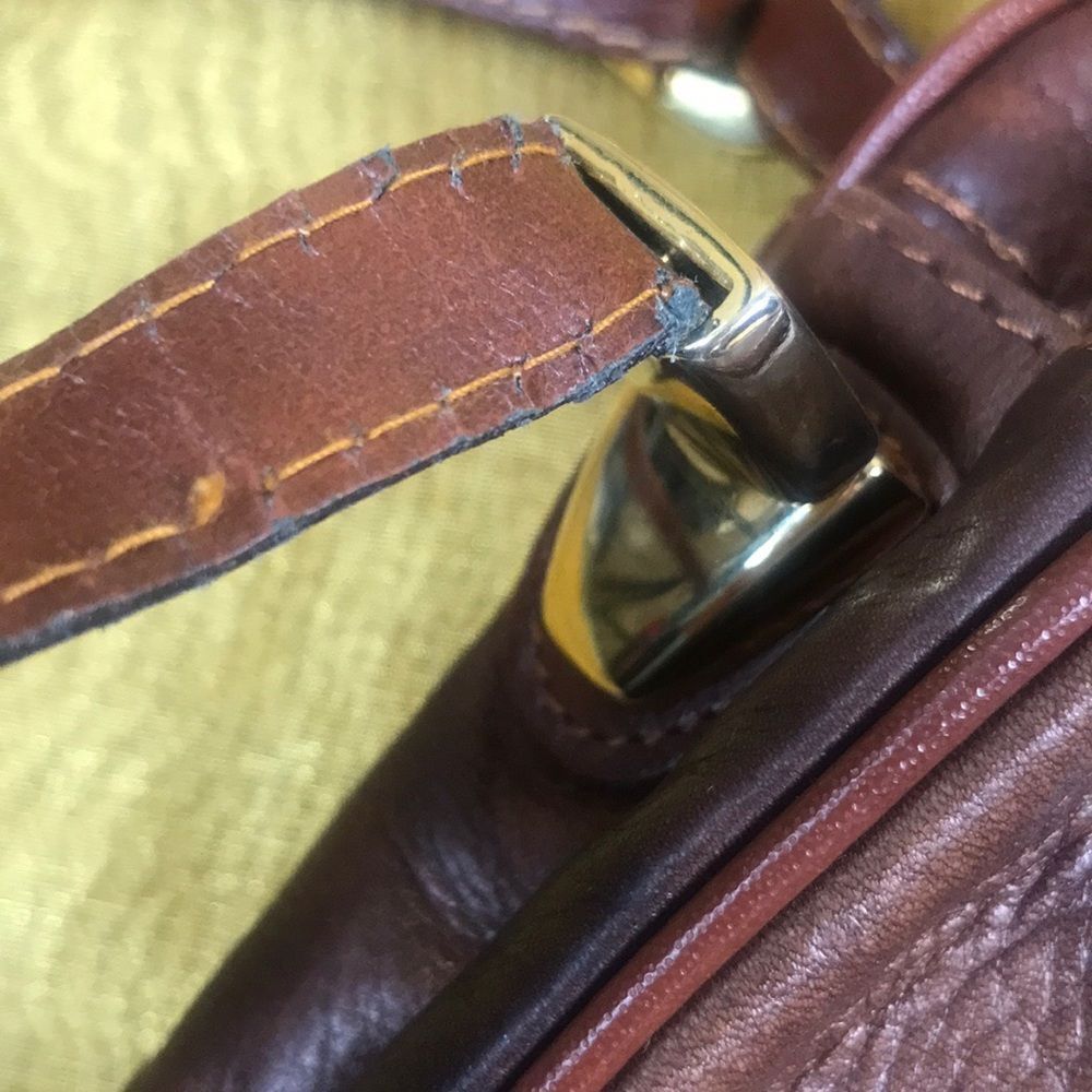 VTG,MADE IN ITALY CROSSBODY LEATHER MINI BAG - Picture 16 of 16